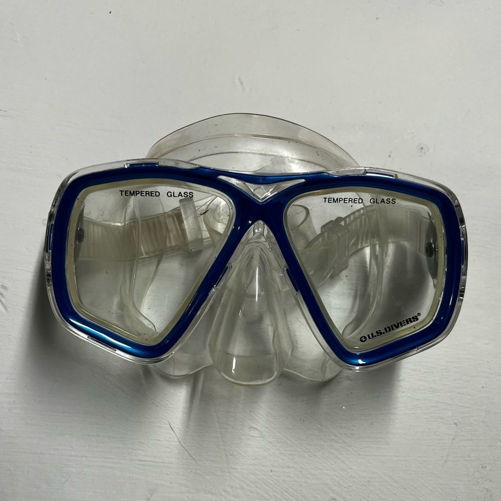 U.S Divers Tempered Glass Adjustable Scuba Goggles Blue & Clear Like New